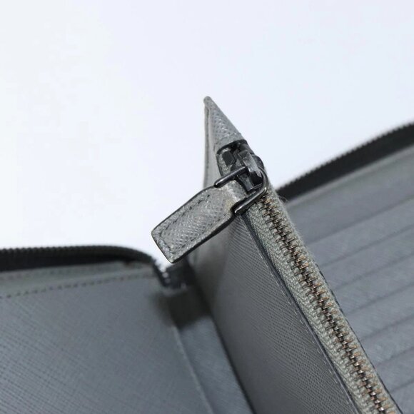 PRADA Round Wallet Safiano leather Black 2ML220 Auth 148677 - Picture 13 of 16